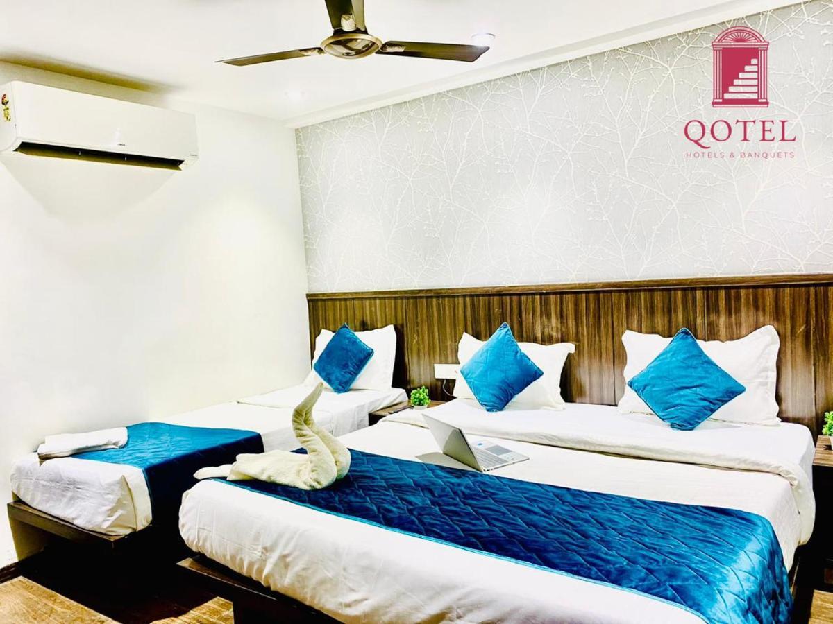 Qotel Hotel Rajouri Garden Above Ritu Marbles, Near Rajouri Garden Metro Station-Couple Friendly นิวเดลี ภายนอก รูปภาพ
