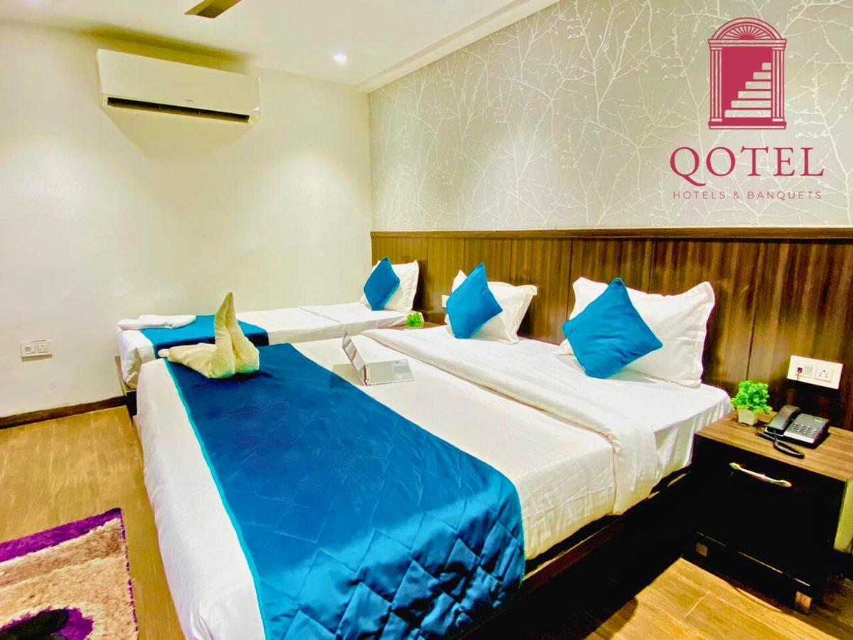 Qotel Hotel Rajouri Garden Above Ritu Marbles, Near Rajouri Garden Metro Station-Couple Friendly นิวเดลี ภายนอก รูปภาพ